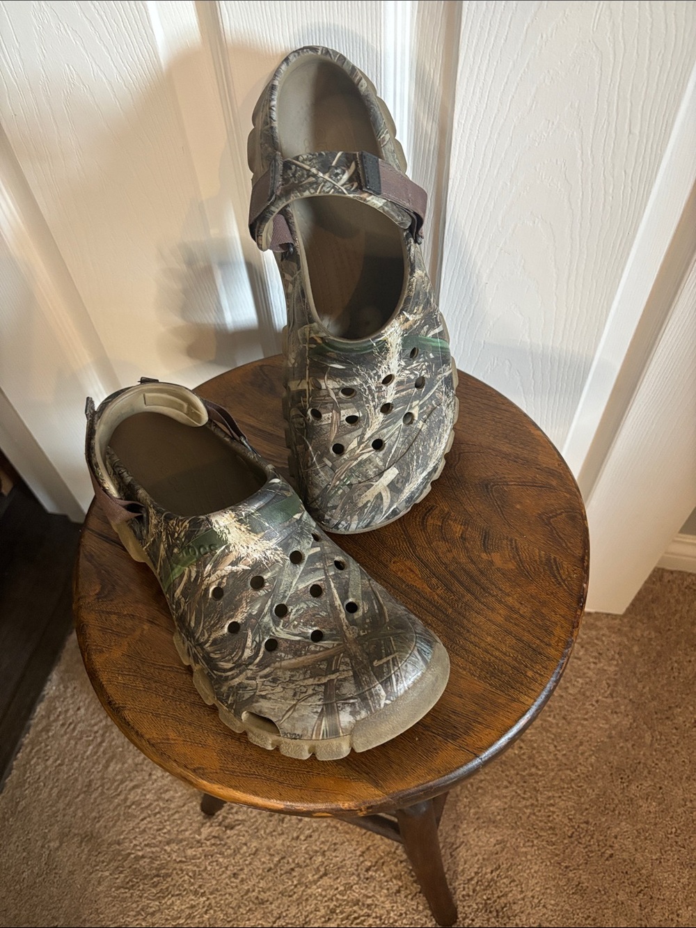 Men’s Camouflage Crocs- Green Camo Men’s Size 11